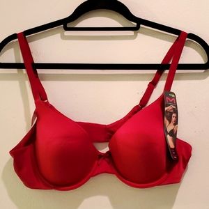 NEW Maidenform Bras